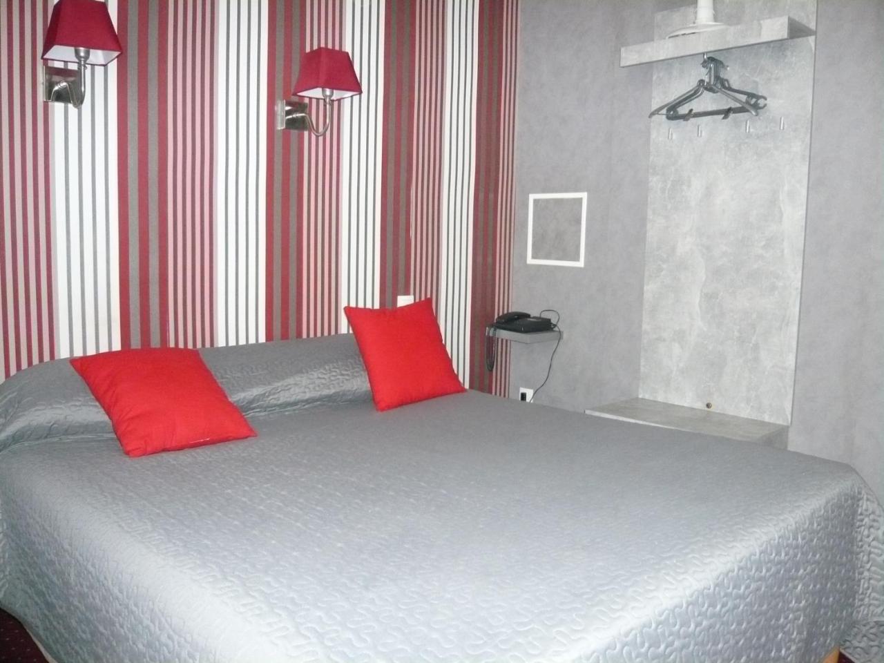 Hotel - Restaurant Saint Jacques Blois Eksteriør billede