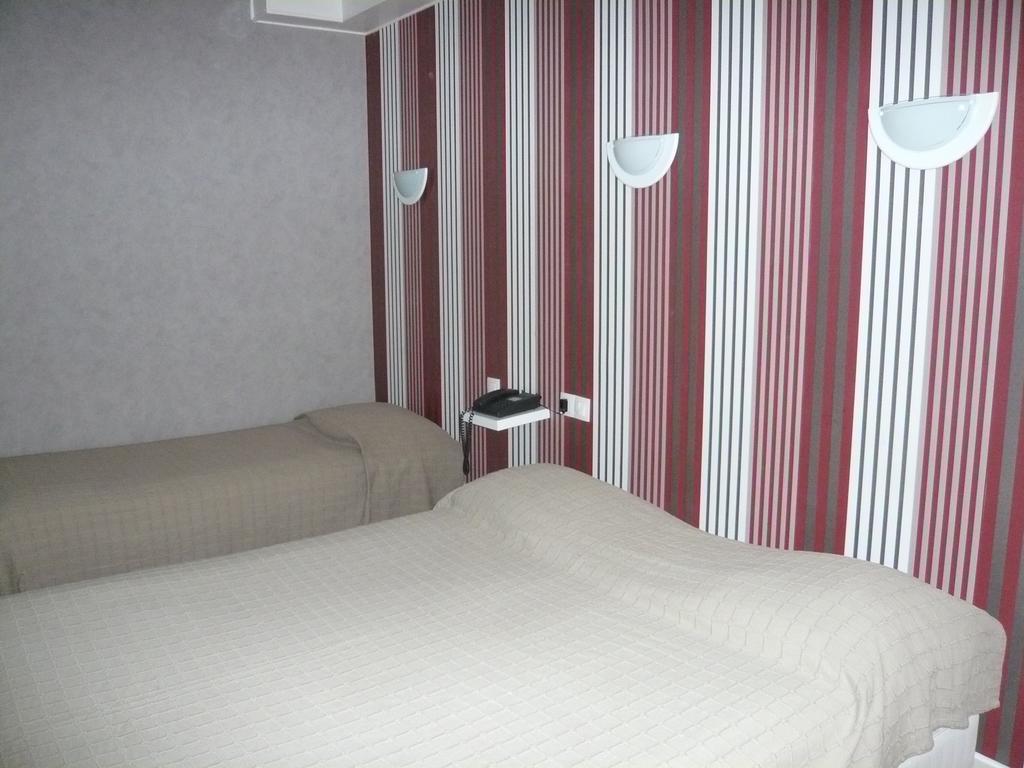 Hotel - Restaurant Saint Jacques Blois Eksteriør billede